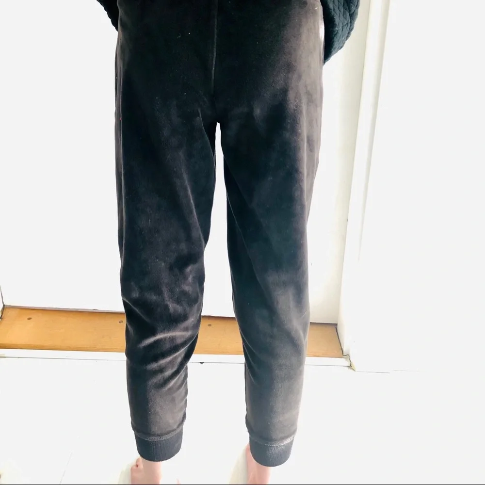 5x$25 CXJ Justice Zipper Side Pockets Velvet Joggers, size 6